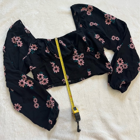 Wild Fable Floral Crop Top - Picture 3 of 10